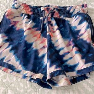 Athleta Girl shorts. Size 14. Multicolor. Great condition.